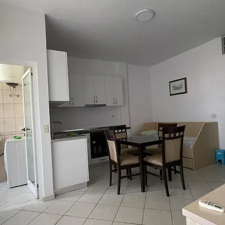 Apartment Bledi's *